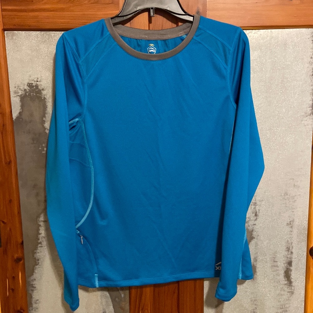 Cabelas Long Sleeve Performance Shirt